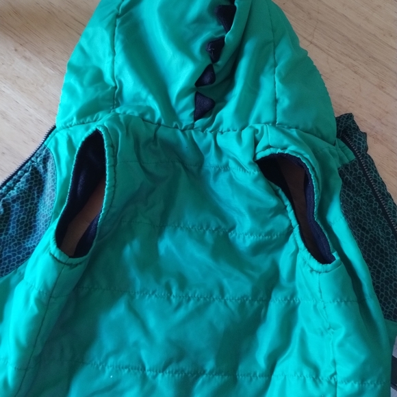 18m boys vest - Picture 3 of 3